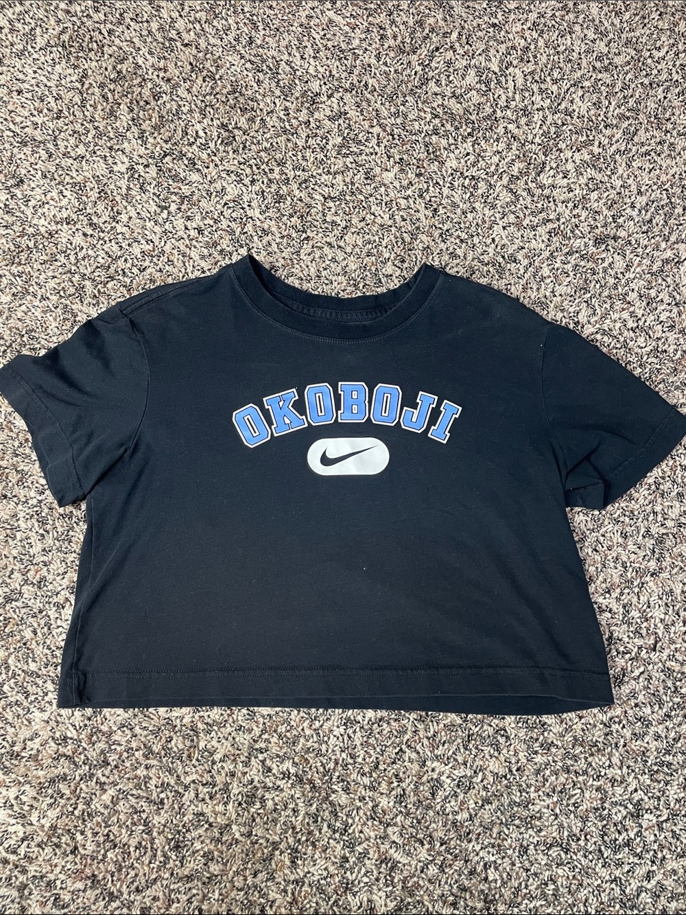 Nike Black Cropped Tee with Blue 'OKOBOJI' Graphic Woman’s XS | EUC